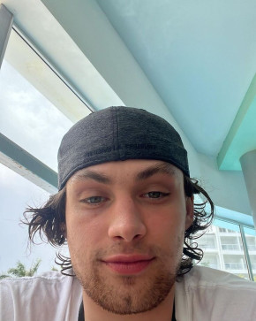Sanchez William, 28, United States