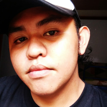 Zzy, 31, Philippines