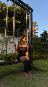 Ayushi, 22, India