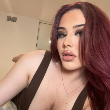 Jessica, 32, United States