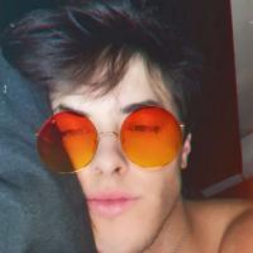 Sammy, 25