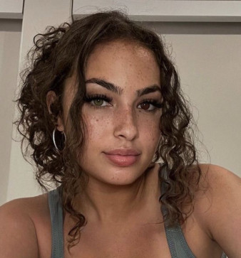 Marvela, 30, United States