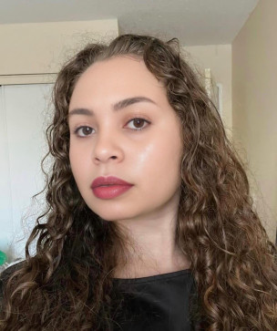 Dolores, 31, United States
