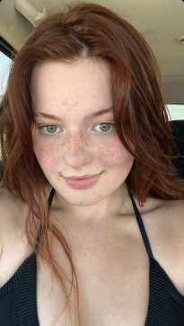 Jenny Loris, 28, United States