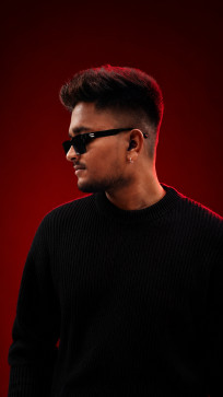 Akram Malek, 18, India