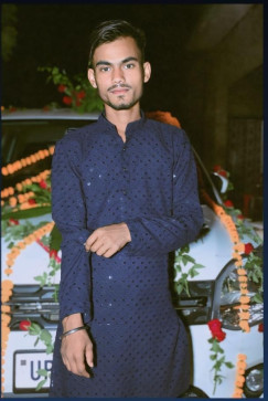 Me Boy, 18, India