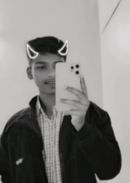 Vuigf Ydjzj, 18, India