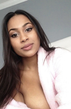 Sha, 22, Singapore