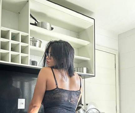 Livvy Cherry, 25, Netherlands