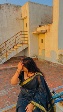 Radhika 36, 36, India