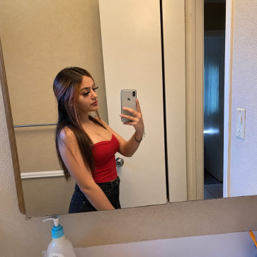 Karly, 28, United States