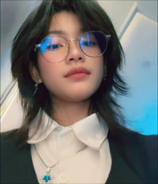 Mint Int, 20, Philippines