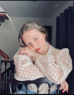 Alice J, 34, United States