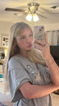 Angela, 29, United States