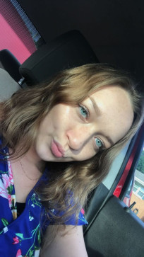 Alicia, 25, United States