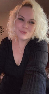Zurieppperte, 33, United Kingdom