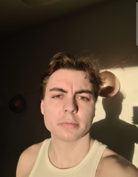 DavisniK, 24, Romania