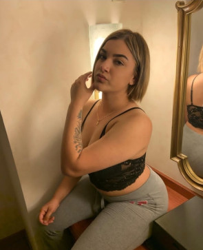 Freida, 32, Germany