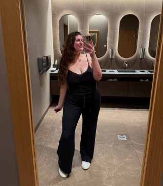 Laura Alice, 31, United States