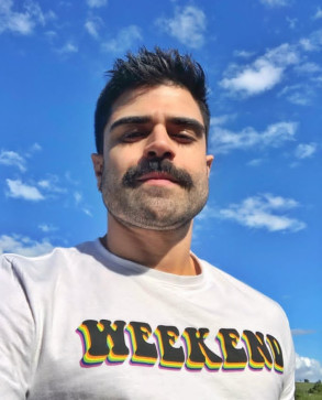 Brayan, 50, Spain