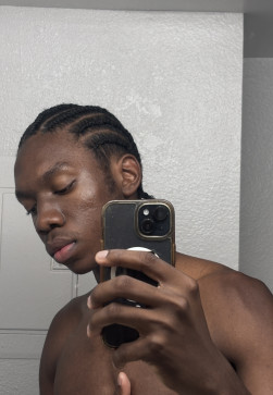 Chike Ugo Chikehits, 18, United States