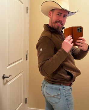 Micheal Liam, 43, United States