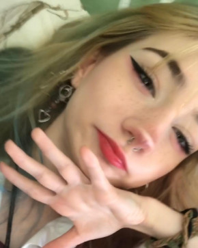 Alessia Powder, 22, Romania