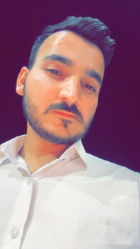 Rocky Shr, 25, India