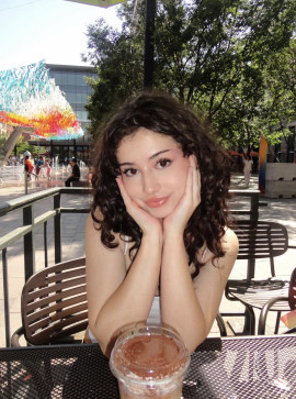 Flora, 20, United States