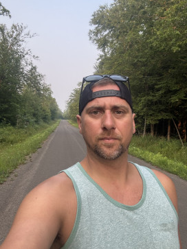 Neil, 41, Canada