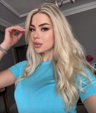 Sarah Bowling, 33, United States