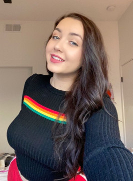 Lydia Lovett, 18, United States