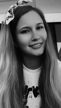 Martina Kemp, 18, United States