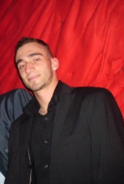 Jay B, 18, Canada