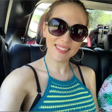 Sera, 32, Canada