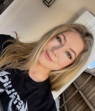 Charlotte, 29, United States