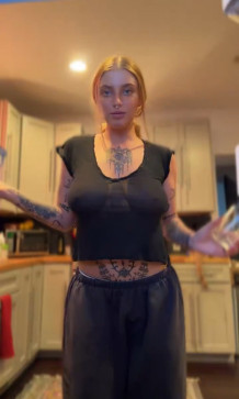 Sammnie, 27, United States