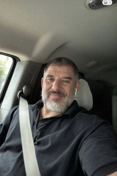 Arthur, 54, United States