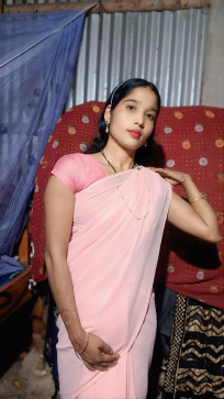 Divorced Farah, 31, India
