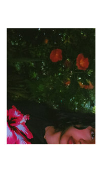 Senaa, 18, Japan