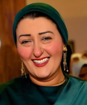 Amira Aldahab, 47, United States