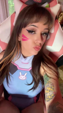Laun Edan, 24, United States