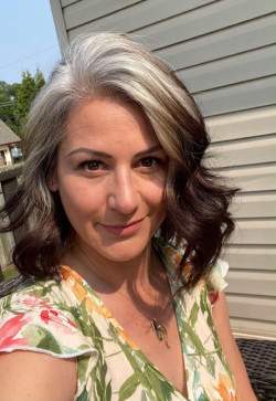 Mary, 40, United States