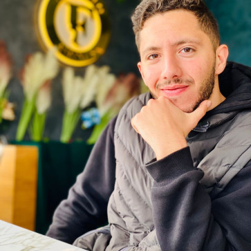 Rafa Fj, 18, Tunisia