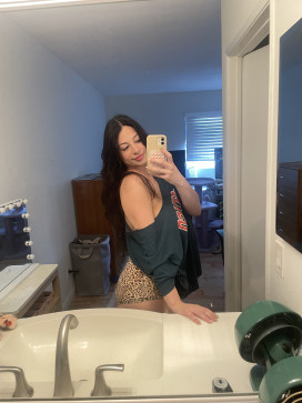 Leah, 27, United States