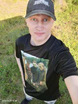 Robis Bobis, 45, Latvia