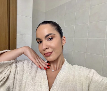 Nayera, 30, United States