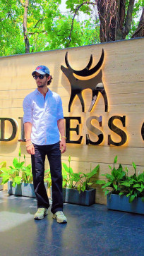 Just A Boy, 24, India