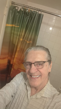 Roland, 67, United States