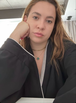 Amanda Hansley, 37, United States